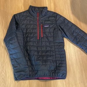 NWOT Patagonia Down Half Zip.  Navy and Magenta. Womens Size Small.